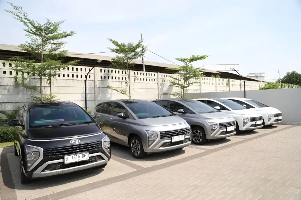 Berlimpah Keuntungan di Bulan Juni Tawaran Menarik Hyundai! Dapatkan Ioniq 5 Saat Membeli Creta Atau Stargazer