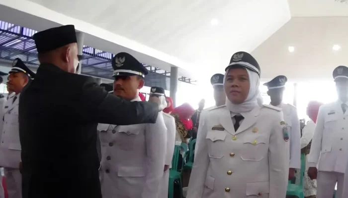 Bupati Nanang Melantik Dua PAW dan 38 Pj Kepala Desa di Lampung Selatan: Sebuah Langkah Proaktif