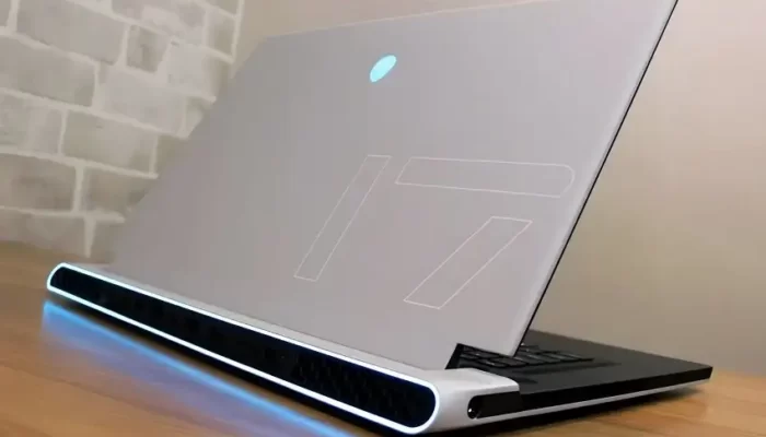 5 Laptop Gaming Multitasking Terbaik: Menjadi Pemakan Game Triple-A Tanpa Ngelag! 5 Dell Alienware x17 R2