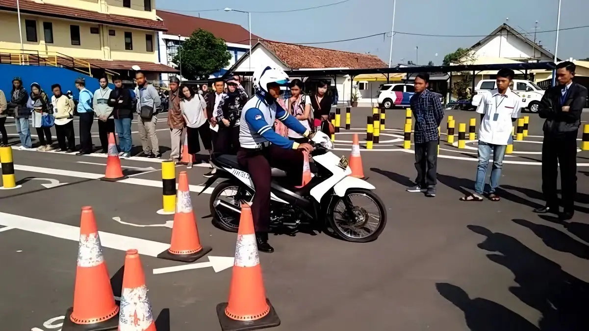 Inovasi Terkini Ujian SIM Dalam Mode Zig-Zag dan Angka 8 Menggunakan Teknologi Electronic Drive, Bagaimana Bisa