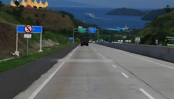 Kenaikan Tarif Tol Bakauheni-Terbanggi Besar: Masyarakat Dihadapkan pada Kenaikan 67%