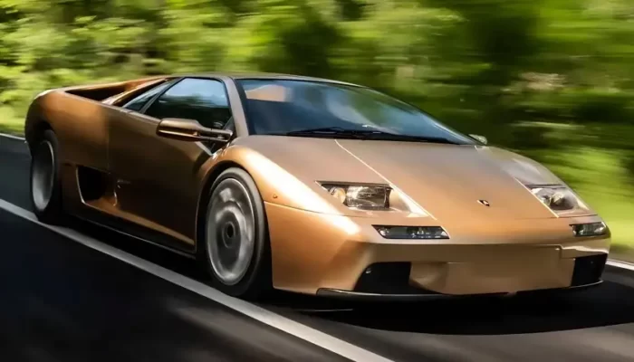 Kisah Mengagumkan: Perjalanan Lamborghini, Saat 'Banteng Ngamuk' Menjadi Milik Pengusaha Indonesia 2 Lamborghini