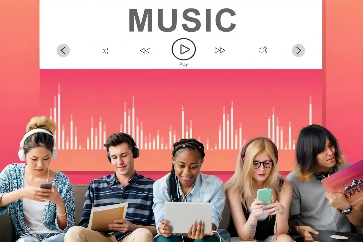 Memaksimalkan Kolektifisme Musikal dengan Spotify Blend Ciptakan Daftar Putar Bersama hingga 50 Lagu!