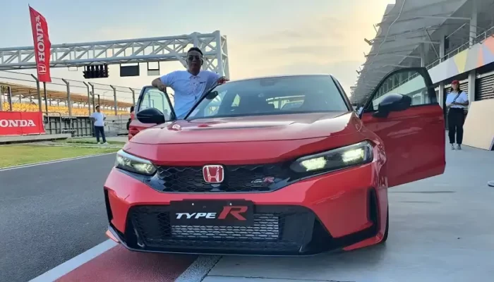 Memacu Adrenalin di Sirkuit Mandalika dengan Honda Civic Type R: Sebuah Ketergantungan! 2 Mencoba Honda Civic Type R Di Sirkuit Mandalika, Rasanya Nagih!