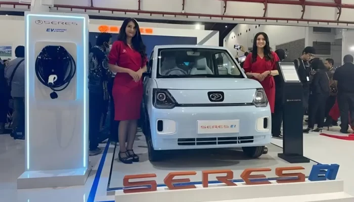 Mengungkap Keistimewaan Mobil Listrik Seres E1 di Jakarta Fair 2023