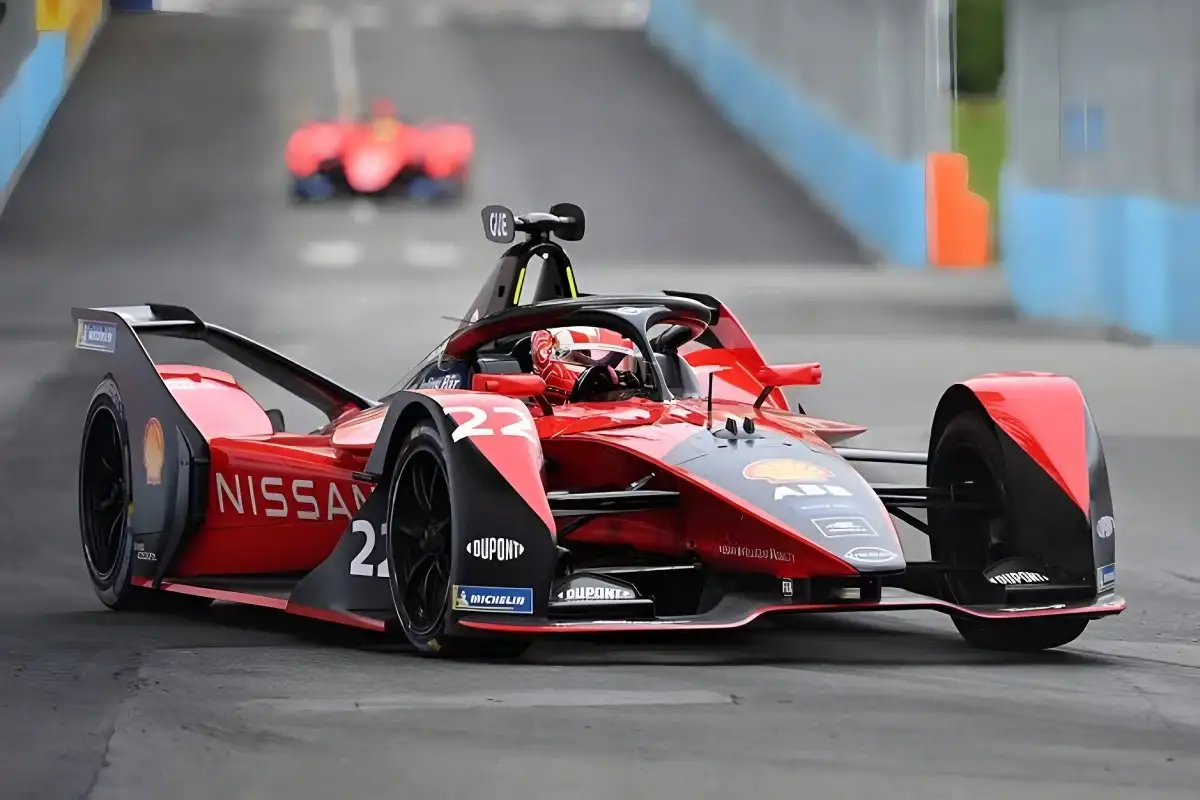 Nissan Mengejutkan di Formula E Jakarta 2023 “Adu Kecepatan Paling Panas di Tahun Ini”