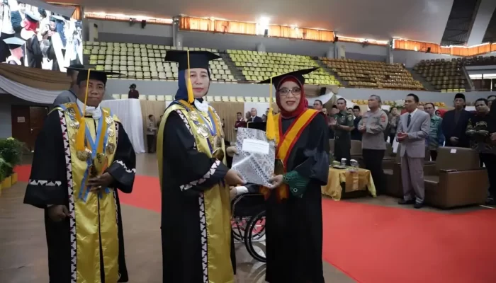 Penobatan Dua Guru Besar Ilmu Hukum oleh Rektor Unila: Mereka Dinobatkan sebagai…