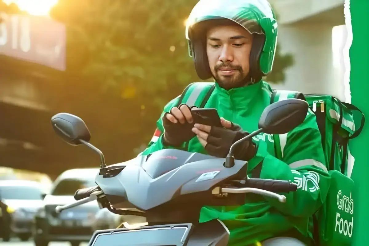Powerbank Xiaomi 10000mAh Pocket Edition Teman Setia Driver Ojek dengan Fitur Unggulan