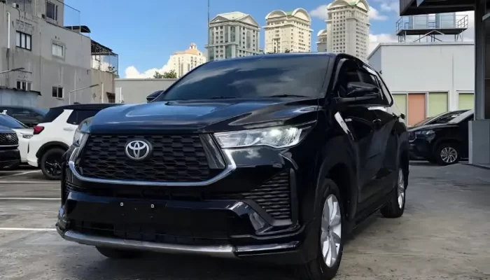 Kejayaan Toyota Innova Zenix: Melintasi Perbatasan ke Malaysia dengan Bangga, Siap Menaklukkan Pasar Dengan Harga Terjangkau! 2 Toyota Innova Zenix Buatan Indonesia Mendarat Di Malaysia