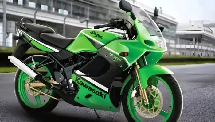 Dalam Perburuan Harga Kawasaki Ninja RR Bekas: Ternyata Lebih Mahal Daripada Harga Baru! 3 Upgrade Versi Kawasaki Ninja RR Harga Meningkat Sesuai Dengan Peningkatan Fitur dan Performa!