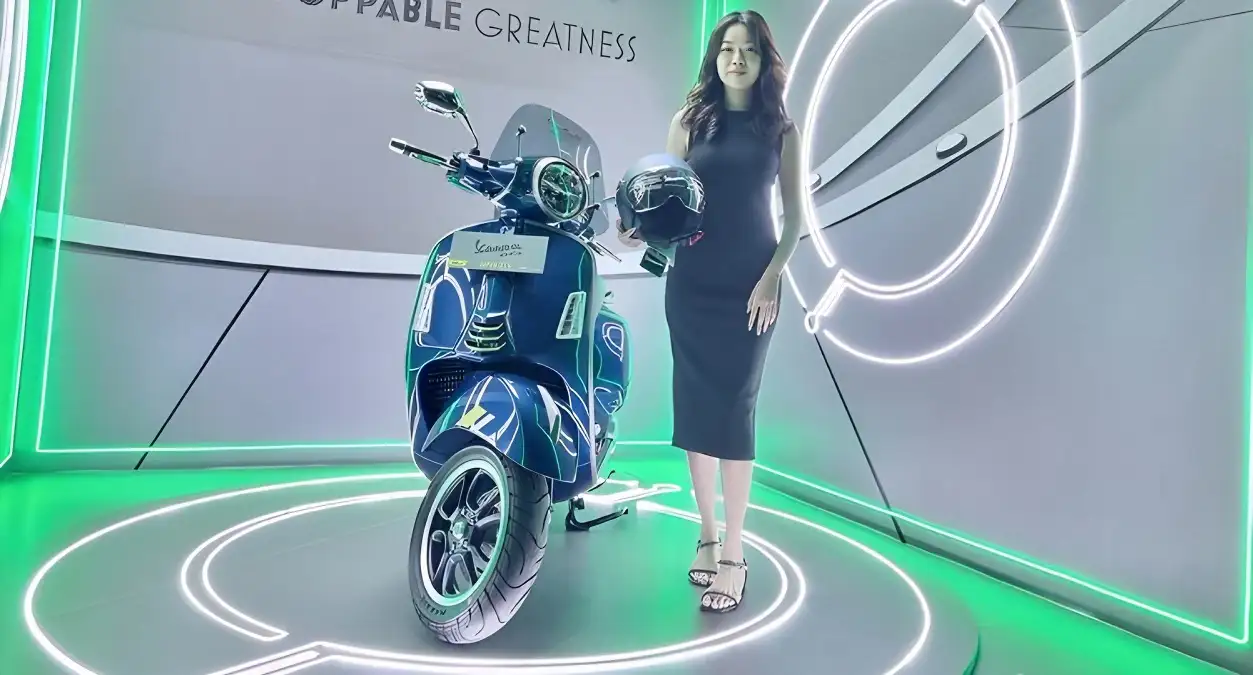 Vespa GTS 2023 Keyless Technology Menambah Keunggulan, Harga Rp160 Jutaan!
