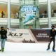 XL7 Hybrid Meluncur di Depok dengan Atraksi Ice Skating Gratis!