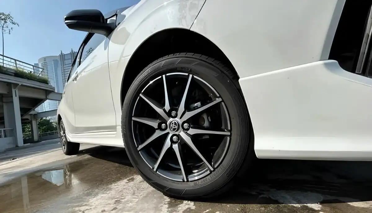 Ban Mobil Ring 14, Harga Dan Pilihan Merek Di Pasaran