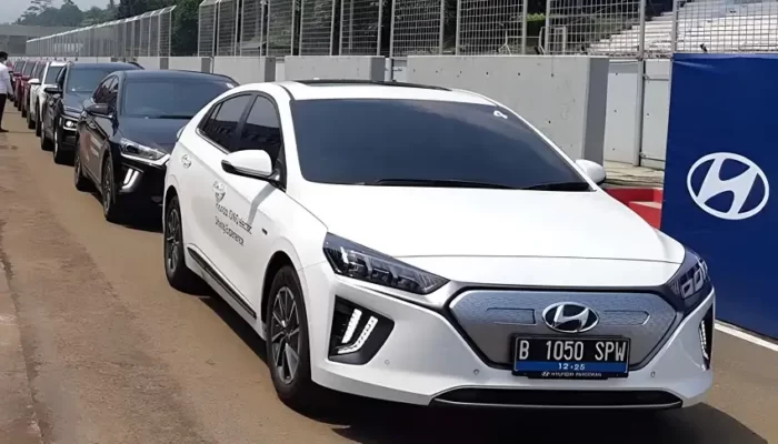 Pelajaran Terus Berkembang: Garda Oto Menyelami Pasar Asuransi Mobil Listrik 2 Garda Oto Masih Pelajari Pasar Asuransi Mobil Listrik