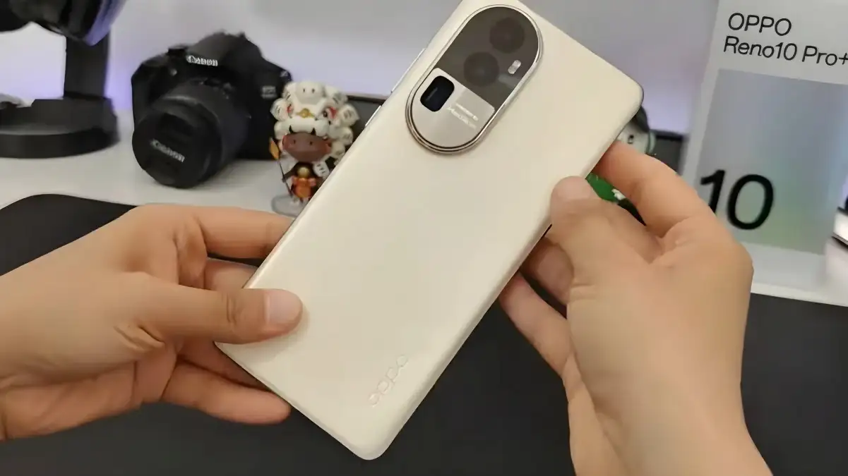 Ini Dia! Oppo Segera Hadirkan Seri Reno10 dengan Lensa Khusus Optik untuk Indonesia!