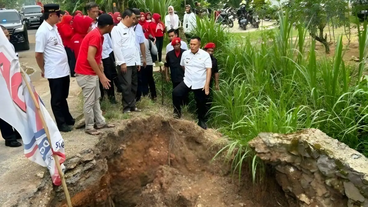 Kegagalan Infrastruktur Jembatan dan Jalan Kedaung Sragi Terhempas, Tindakan Tegas Bupati Lampung Selatan Memerintahkan Perbaikan Mendesak oleh Dinas PUPR