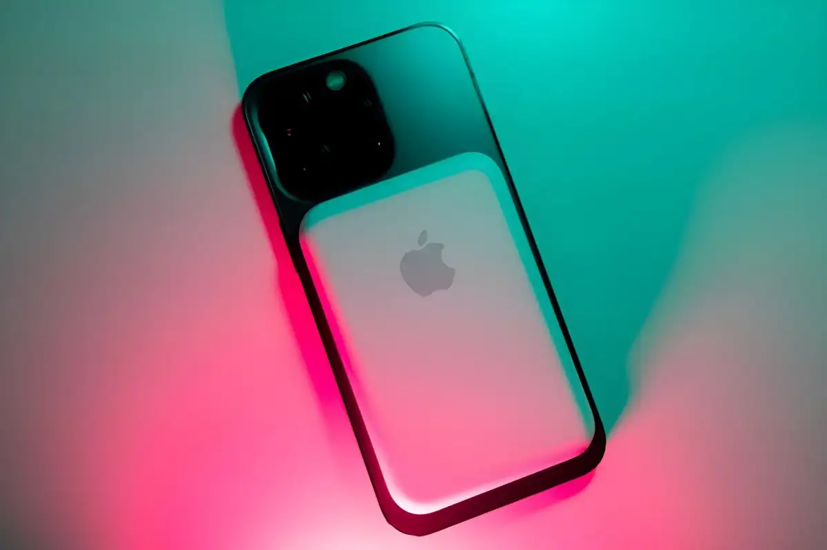 Kiat Pintar Hemat Daya Baterai iPhone dengan 9 Trik Efektif!