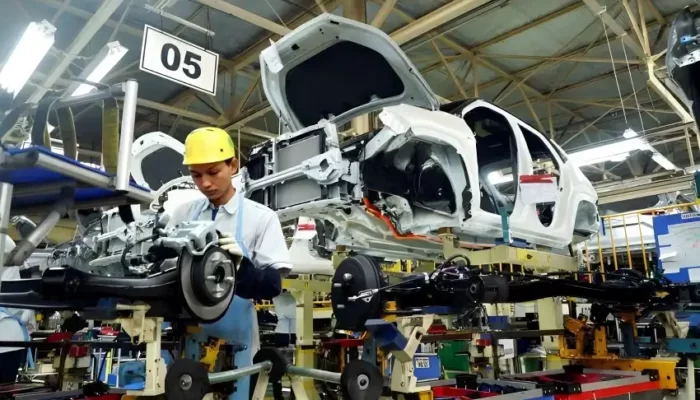 Di Balik Layar: Proses Produksi Toyota Yaris Cross di Pabrik TMMIN 2 Melihat Produksi Toyota Yaris Cross Di Pabrik TMMIN