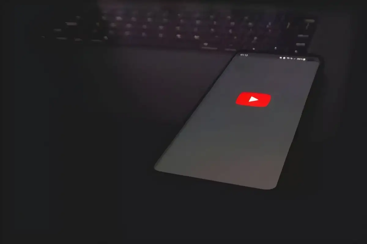 Mengungkap Misteri Layar Hitam di YouTube Kenali Penyebab dan Solusinya!