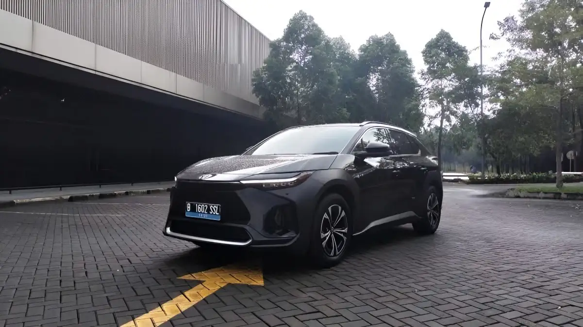 Pelajaran Terus Berkembang Garda Oto Menyelami Pasar Asuransi Mobil Listrik