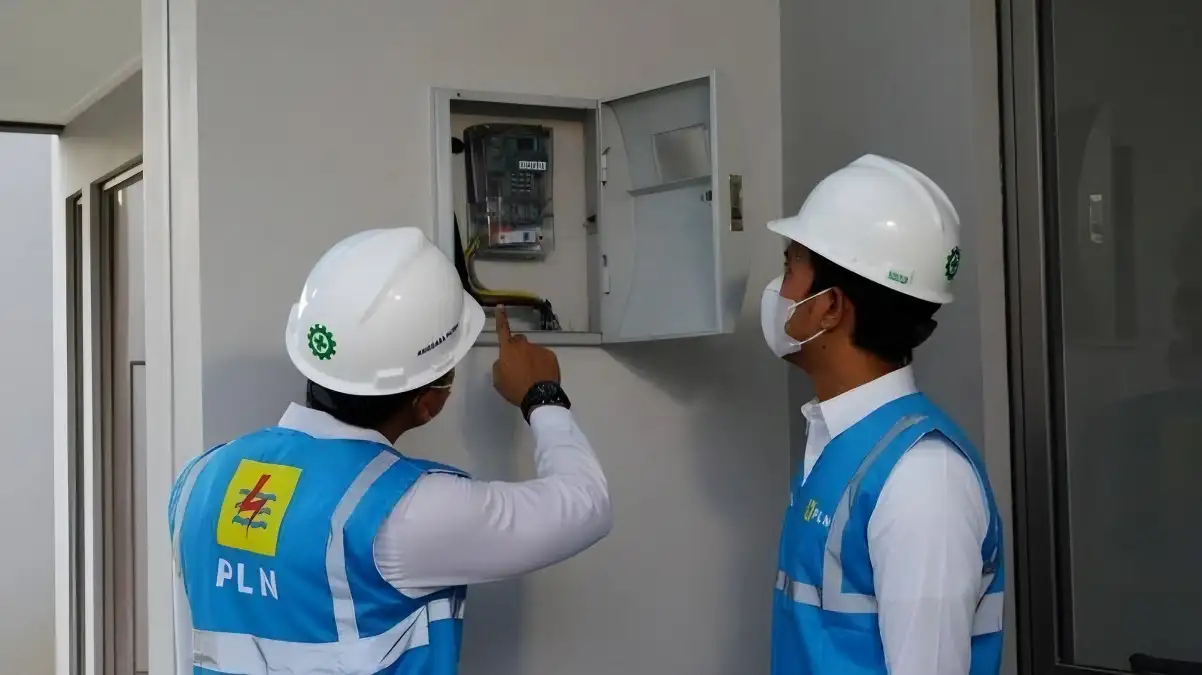 Pencapaian Gemilang Penjualan Listrik PLN Melonjak 13,07 Persen menjadi 137,12 TWh pada Semester I dengan Dukungan Kuat dari Sektor Bisnis