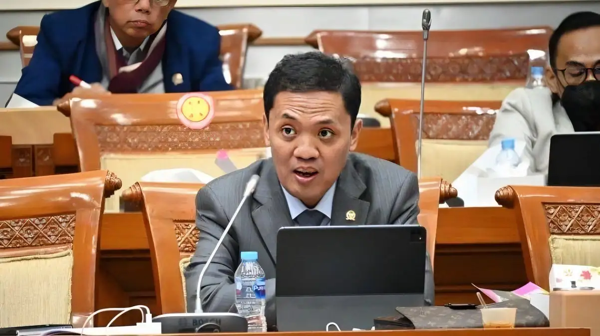 Putra Metro Habiburokhman Dilantik Sebagai Wakil Ketua Komisi III DPR RI Harapan Ketua Gerindra Lampung Terwujud!