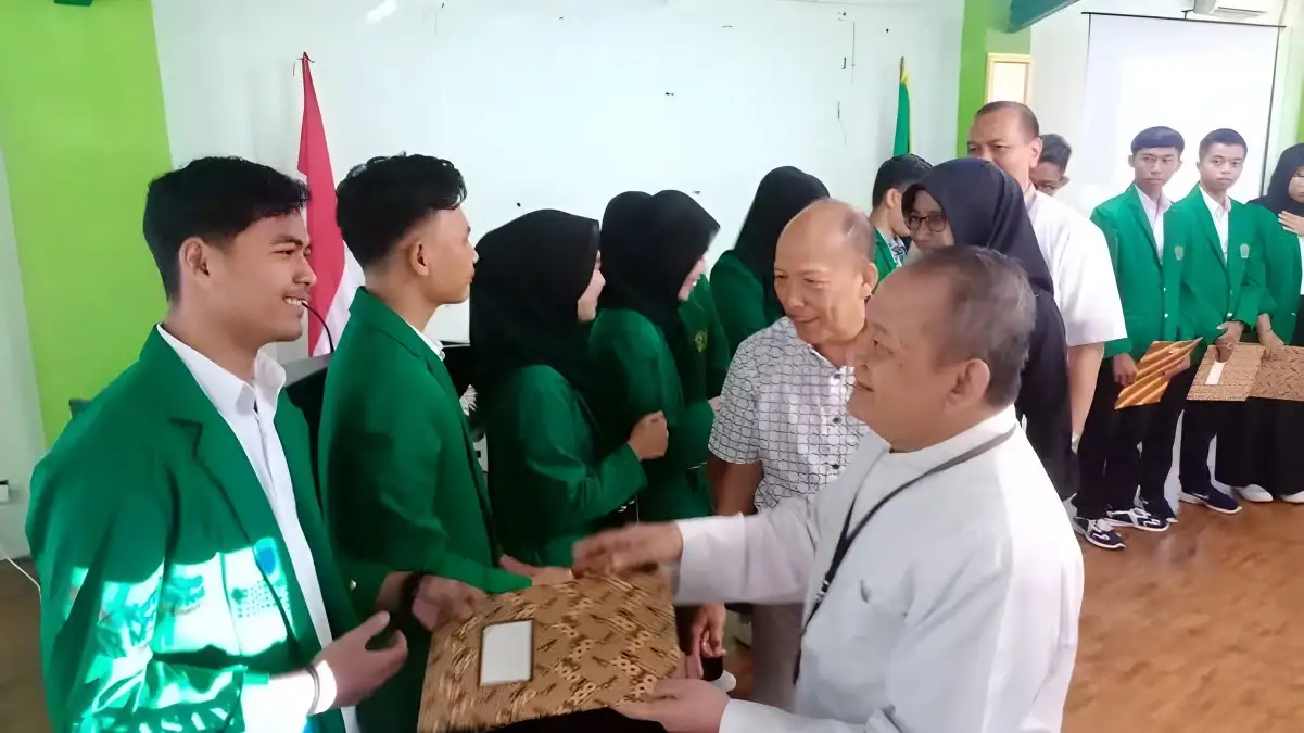 Rektor Universitas Malahayati Meriahkan Keberangkatan 16 Peserta Pertukaran Mahasiswa Merdeka!