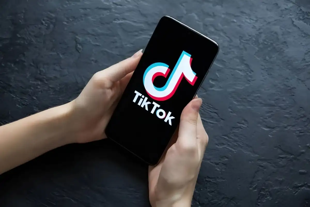 Revolusi Media TikTok, Sumber Berita Terpopuler di Kalangan Remaja