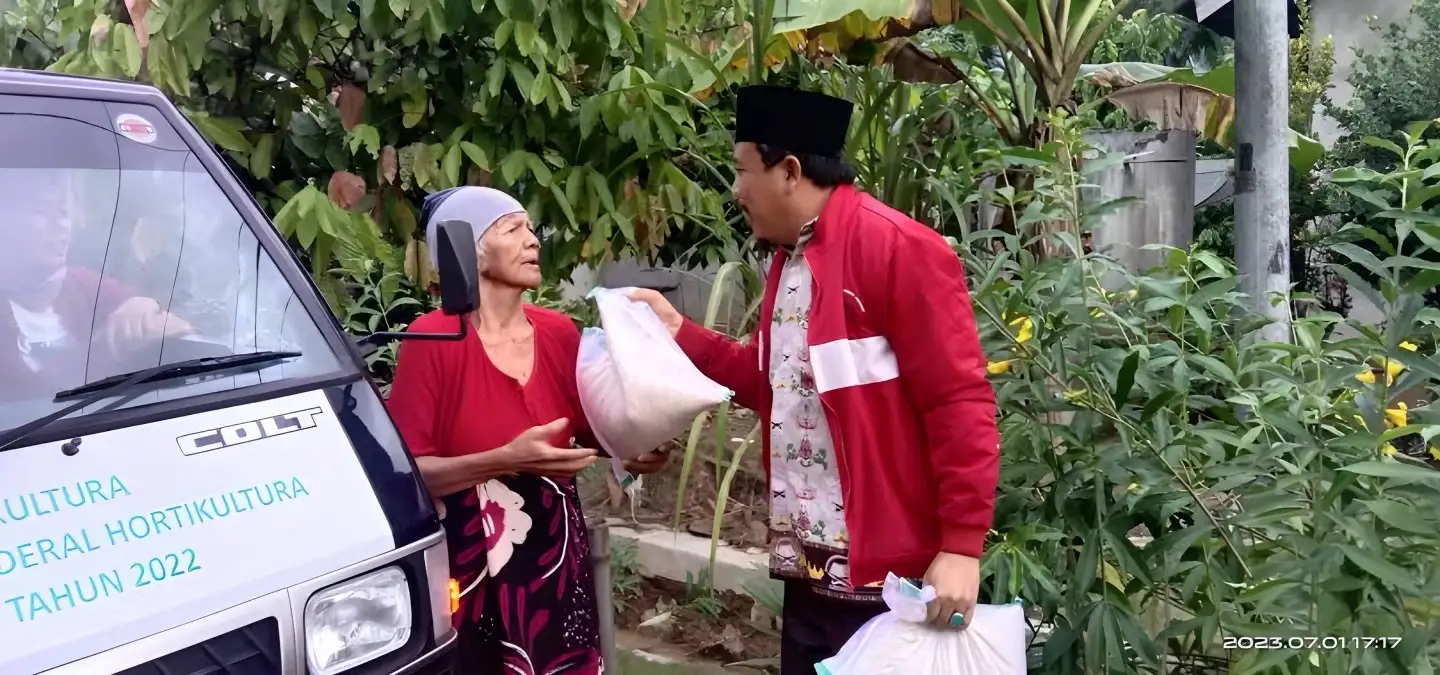 Solidaritas Majelis Taklim Rahmat Hidayat Lampung Bantuan Diberikan untuk Korban Banjir di Semaka Tanggamus