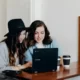 Tips Aman Berbagi Laptop di Windows 11 dengan Temanmu