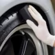Top 4 Merek Semir Ban Mobil dengan Harga Terjangkau