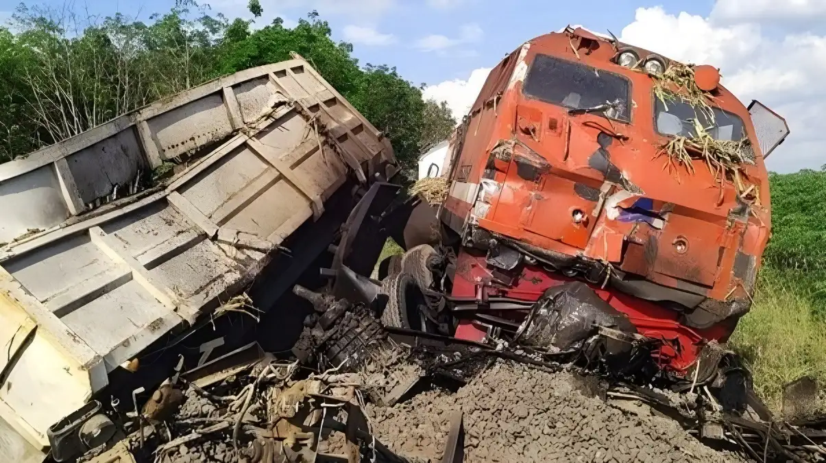 Tragedi Tabrakan Mematikan Kereta Api dan Truk Tebu Bersenggolan di Blambangan Pagar, Lampung Utara