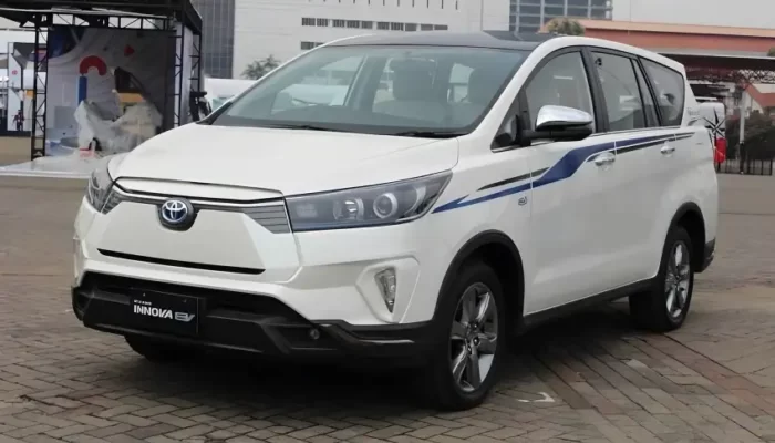 Perjalanan Tanpa Henti: Toyota Kijang Innova EV Melaju 30.000 Km dalam Uji Coba Berkesinambungan 2 Uji Coba Toyota Kijang Innova EV Terus Berlanjut, Sudah Tempuh 30.000 Km