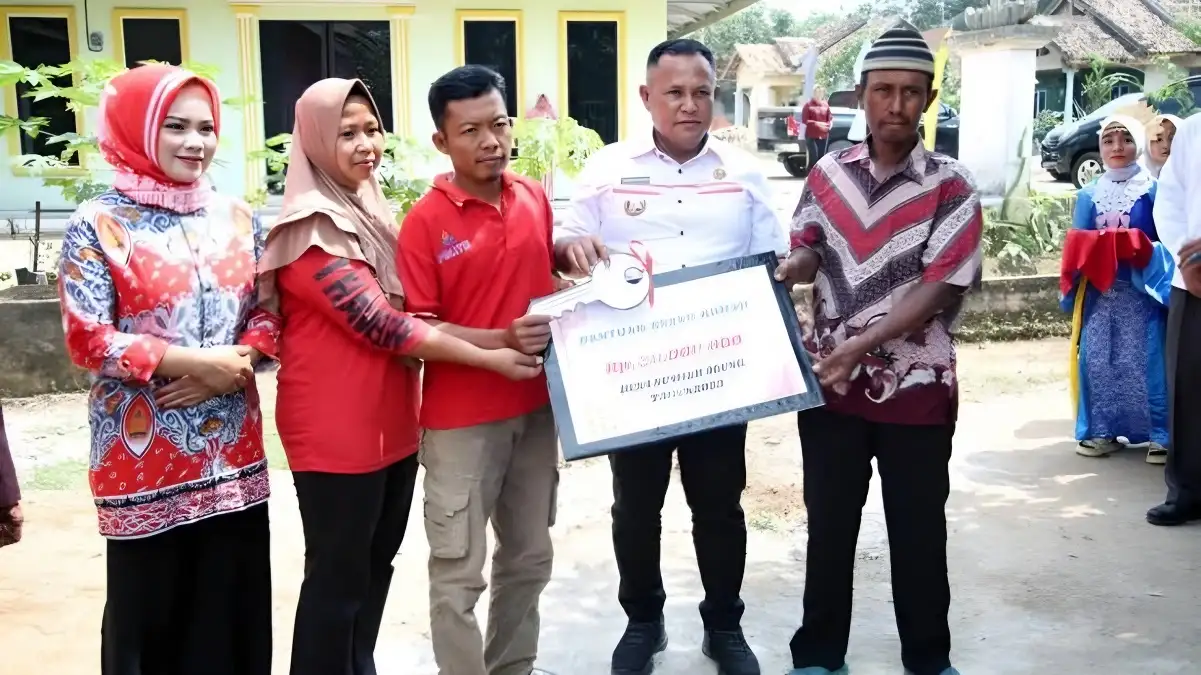 Upacara Resmi Bupati Lampung Selatan Hadirkan Harapan Baru melalui 8 Rumah Bantuan BSPS di Way Sulan