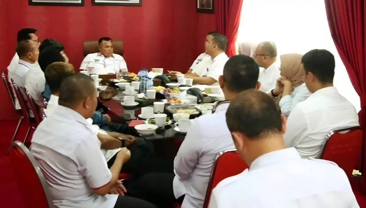ASDP Indonesia Ferry Bakauheni Bantu Program Bedah