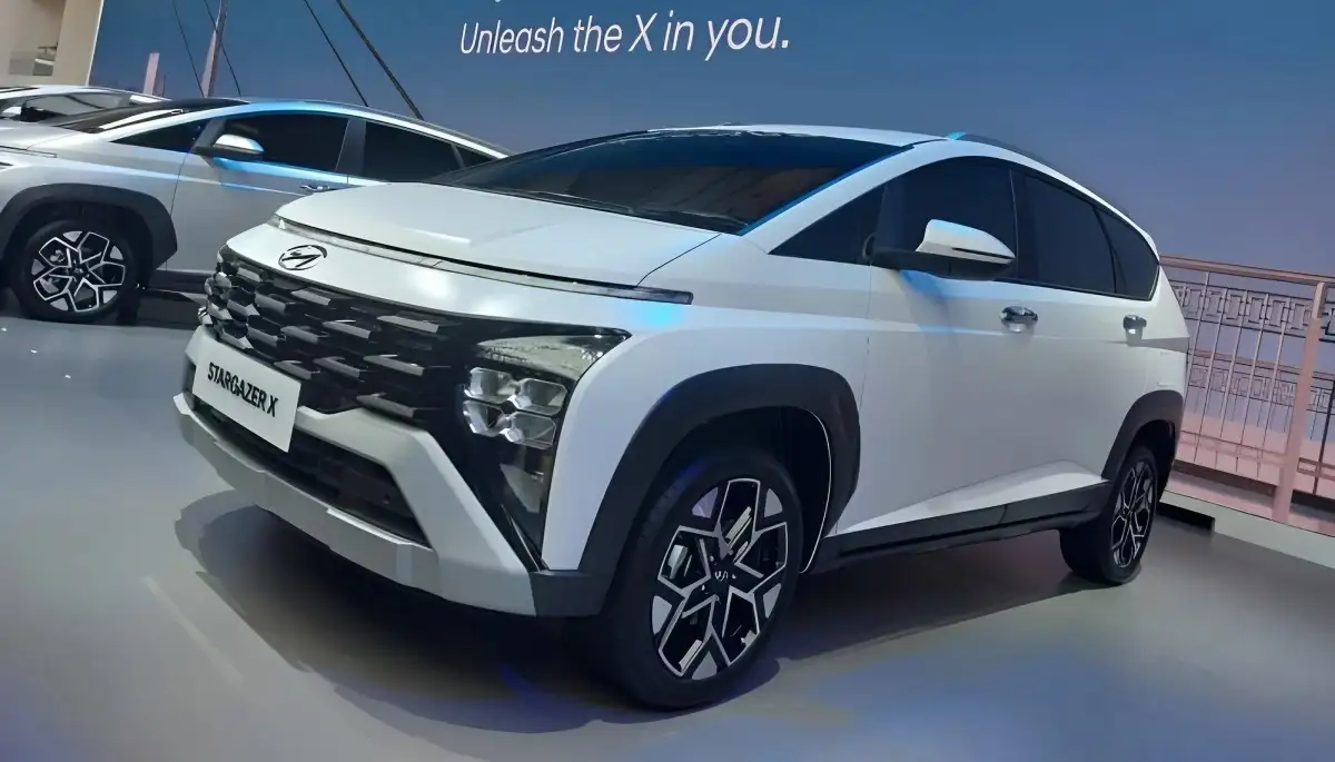 Adu Jangkung Ground Clearance Hyundai Stargazer X Dan Rival