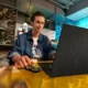 Asus perkenalkan laptop hypebeast, hasil kolaborasi dengan A Bathing Ape
