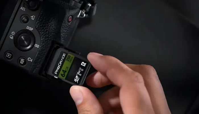 Cara mudah memindahkan file dari kartu memori ke PC atau laptop, bisa juga pakai koneksi USB