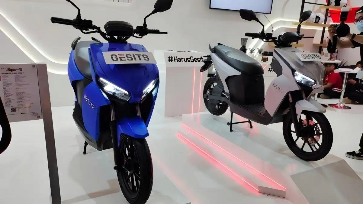 Daftar Merek Dan Harga Motor Listrik Yang Dapat Subsidi Dari Pemerintah
