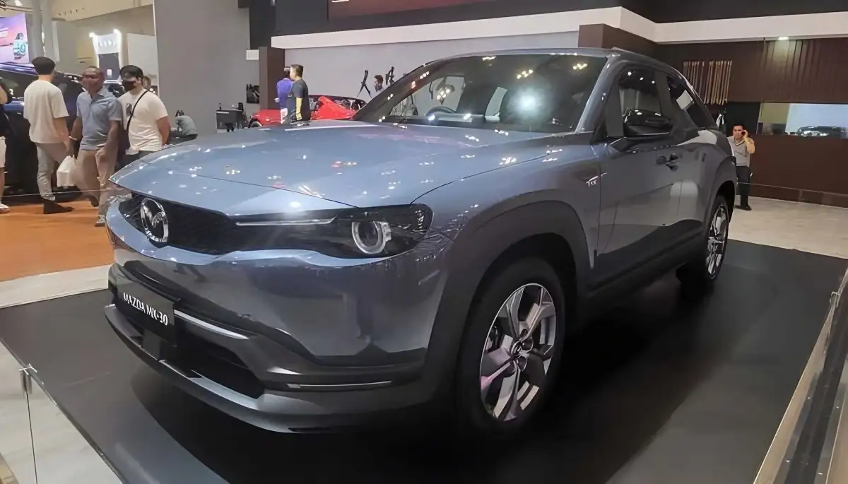 Hadir Di GIIAS 2023, Mobil Mazda Ini Usung Konsep Pintu Unik