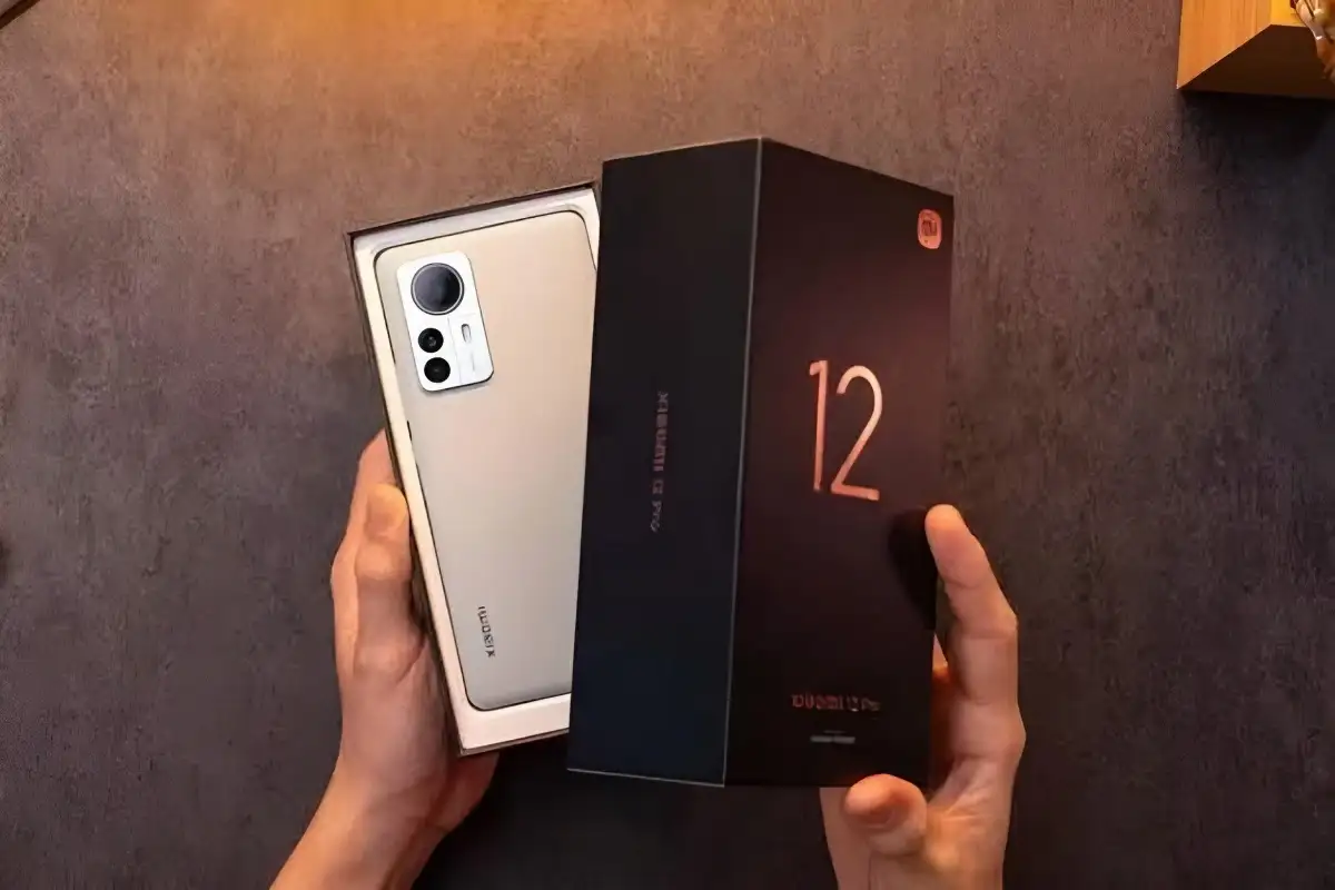 Kini Segera Hadir di Indonesia, Intip Harga dan Spesifikasi Terbaru HP Xiaomi 12 5G yang Bikin Menggoda