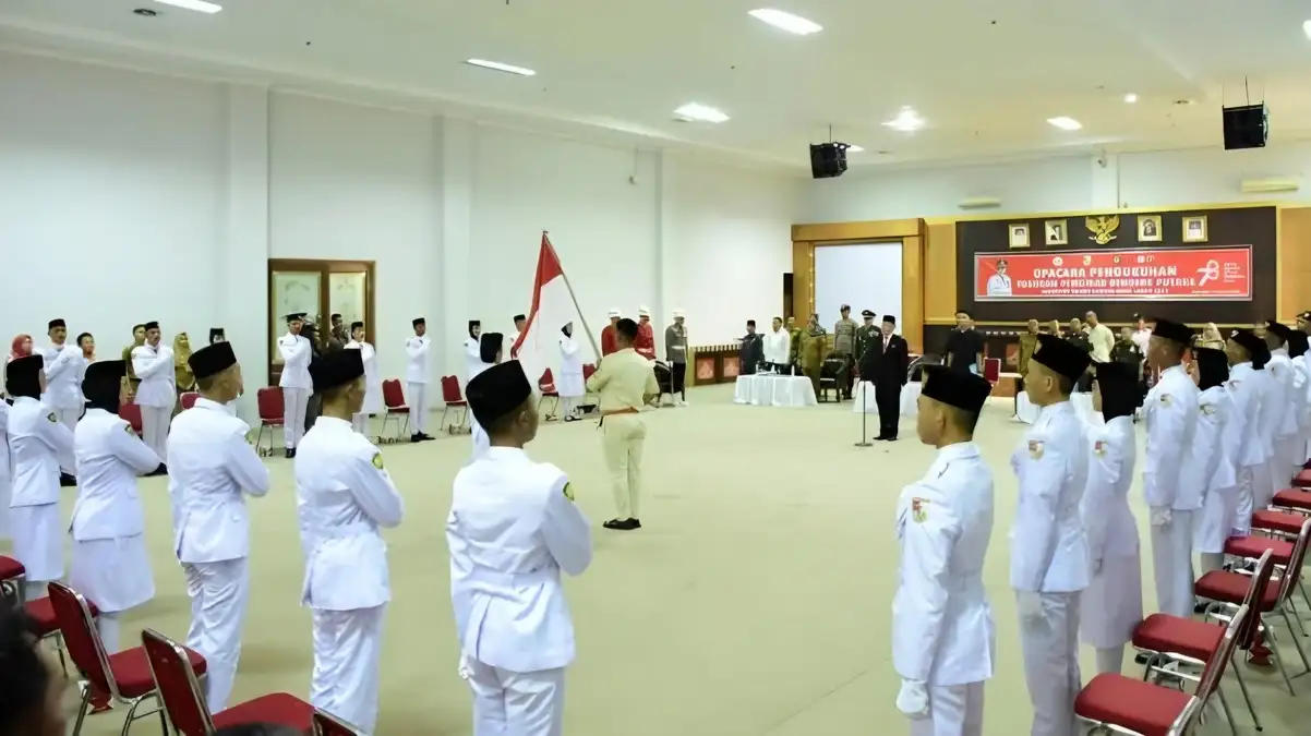 Kukuhkan Anggota Paskibraka HUT RI ke 78 Tulangbawang Barat, ini Pesan Pj Bupati M. Firsada