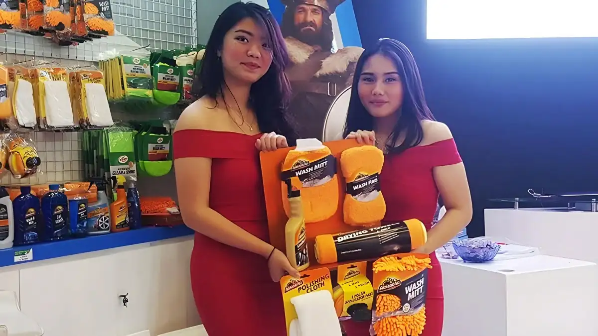 Laris Chandra Bawa Produk Ajaib Di GIIAS 2023 Untuk Merawat Mobil