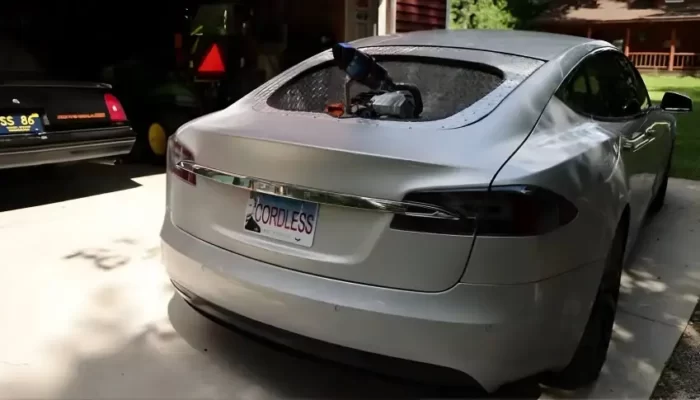 Revolusi Tak Terduga: Tesla Model S Kini Mengusung Mesin Diesel Turbo untuk Mengatasi Malas Cas Mobil Listrik 2 Malas Cas Mobil Listrik, Tesla Model S Ini Disematkan Mesin Diesel Turbo