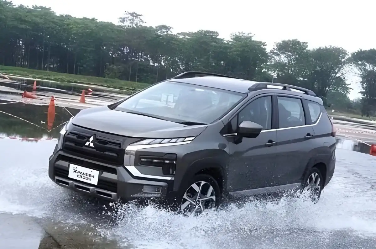 Membara di Puncak Keindahan Kuningan Petualangan Menggunakan Mitsubishi Xpander Cross Premium CVT