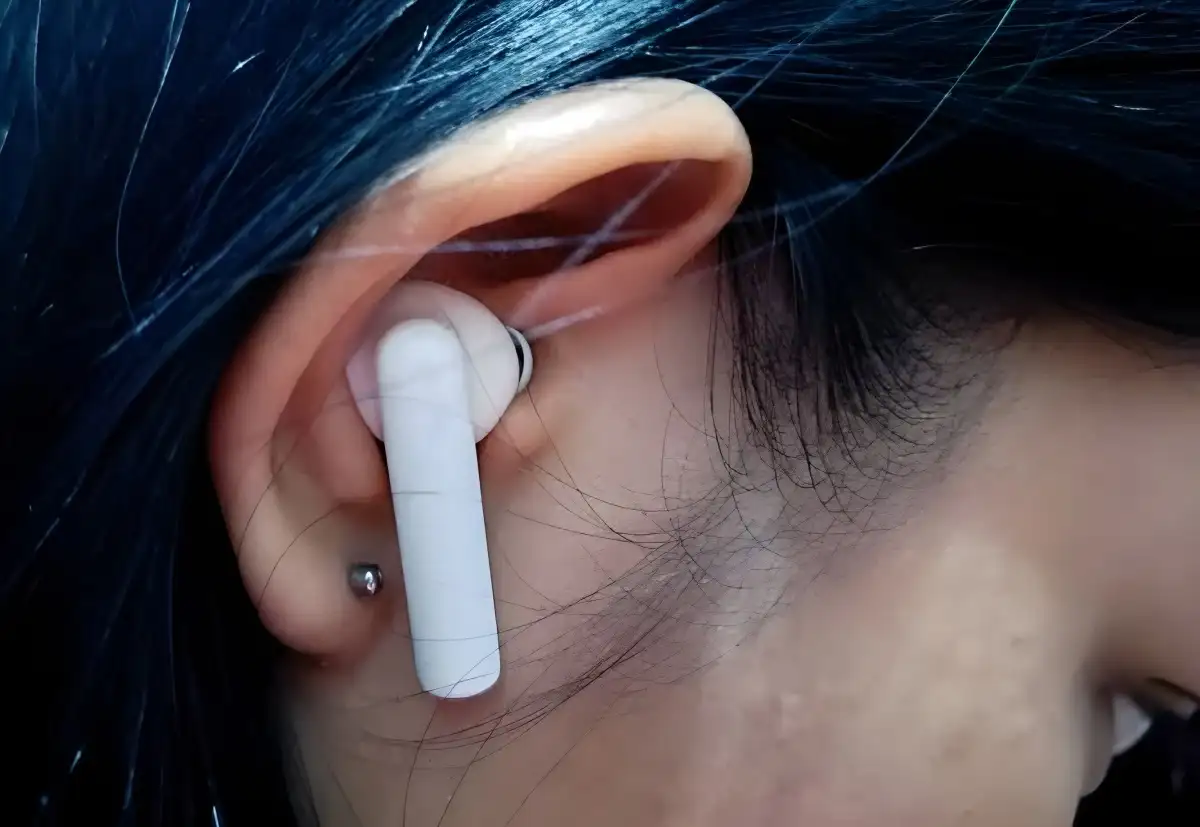 Mencegah Telinga Infeksi Panduan Membersihkan Earbuds agar Bebas dari Kotoran