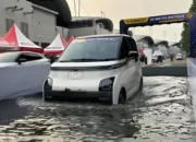 Mobil Listrik Keren! Wuling Air EV dan Hyundai Ioniq 5 Melewati Genangan Tanpa Masalah