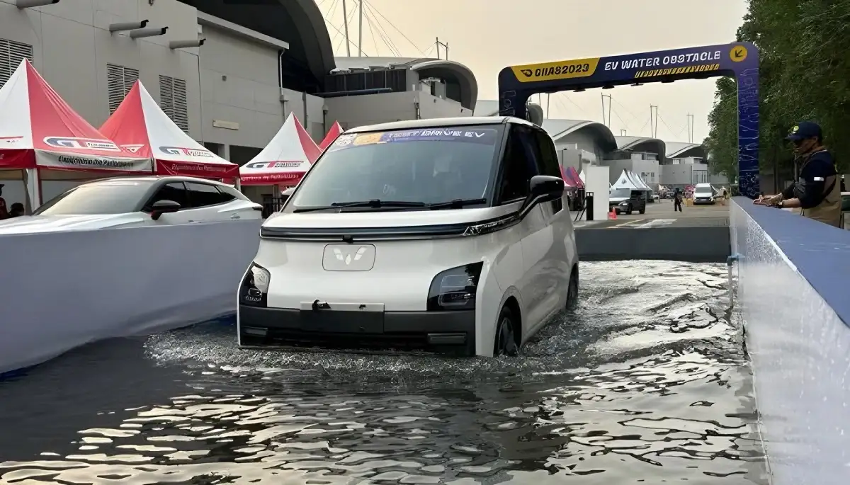 Mobil Listrik Tahan Air Wuling Air EV Sampai Hyundai Ioniq 5 Terobos Genangan