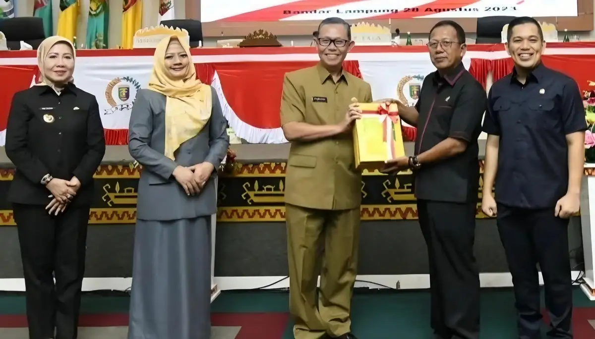 Paripurna Raperda Perubahan APBD 2023 di DPRD Lampung, Pendapatan dan Belanja Daerah Lampung Ditargetkan Rp8 Triliunan