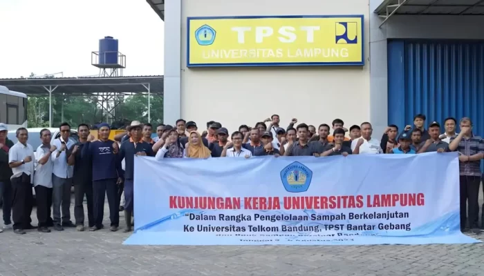 Menuju Lingkungan Bersih dan Berkelanjutan: 44 Petugas Kebersihan Unila Ikuti Pelatihan Pengelolaan Sampah